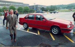 Pehr G Gyllenhammar’s Red Volvo @guidof